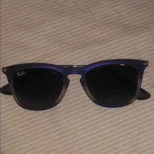 Ray-Ban sunglasses with case & cleaning cloth